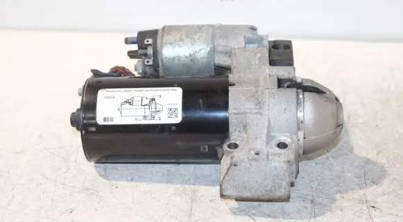 BMW X3 F25 Starter motor 8570383 0001148010