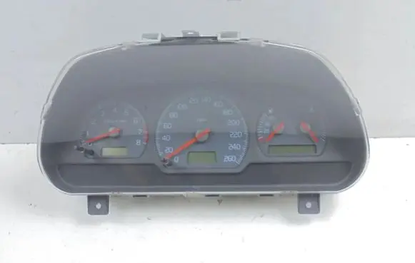 Volvo S40, V40 Speedometer (instrument cluster) 30857575H