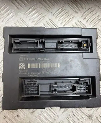 Audi A4 S4 B8 8K Comfort/convenience module 8K0907064FE