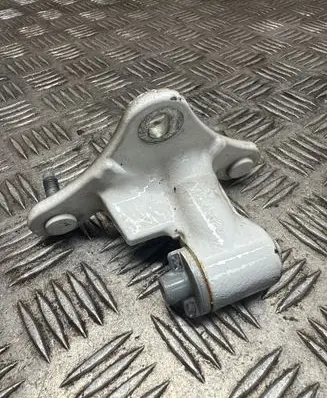 Mercedes-Benz E A207 Front door lower hinge 