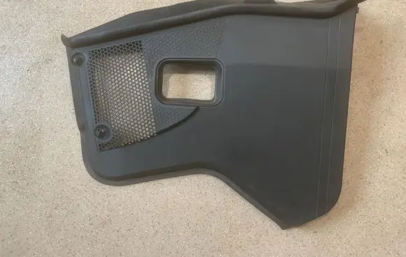 Mercedes-Benz E W213 Wiper trim A2138300200