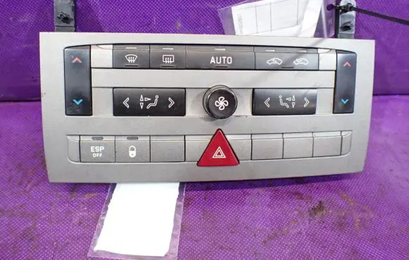 Citroen C5 Interior fan control switch 96573328YW