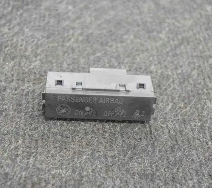 Opel Mokka Passenger airbag on/off switch 13422812