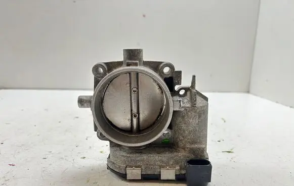 Mercedes-Benz C W203 Throttle valve A1121410125