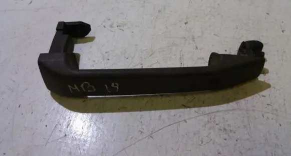 Mercedes-Benz 190 W201 Front door exterior handle