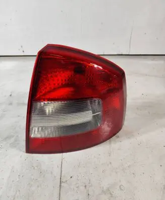 Skoda Octavia Mk2 (1Z) Rear/tail lights 1Z5945096B 1Z5945112B VP4SHX13404B