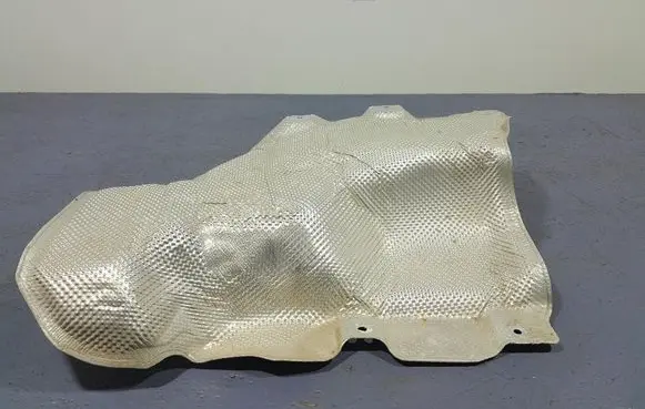 BMW X3 E83 Exhaust heat shield 7394802
