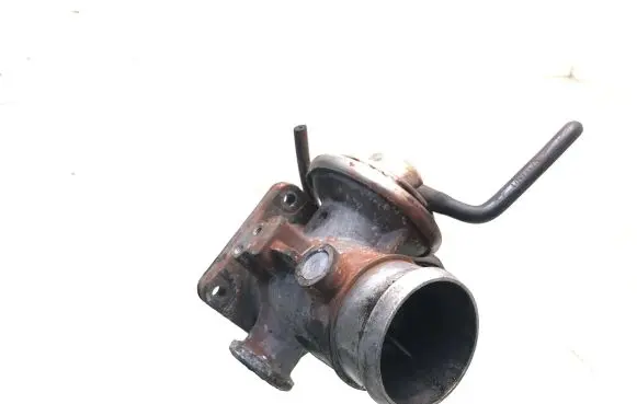 Volkswagen II LT EGR valve 074129637B 074129463A 293009015