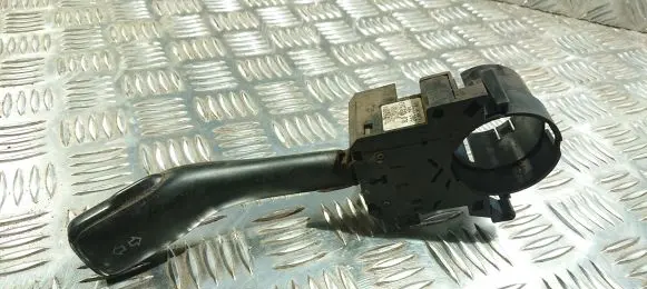Volkswagen PASSAT B5 Indicator stalk 8L0953513