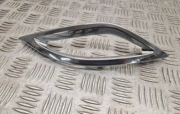 Renault Espace V (RFC) Rear bumper trim bar molding 850761842R