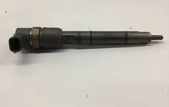 KIA Ceed Fuel injector 0445110320