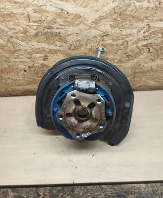 Porsche Cayenne (9Y0 9Y3) Rear wheel hub 9Y0616 9Y0615611A 9Y0615611