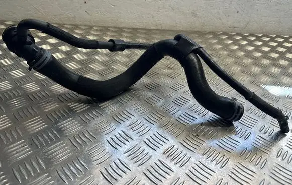 Cupra Formentor Engine coolant pipe/hose 5Q0122101EN