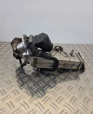BMW 3 F30 F35 F31 EGR valve cooler 7810751 677012