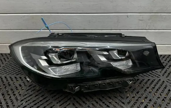 BMW 3 G20 G21 Headlight/headlamp 5A1DB38 030110623212 LE16A6384