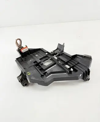 Porsche Cayenne (9PA) Headlight/headlamp mounting bracket 7L5941046 95563104200