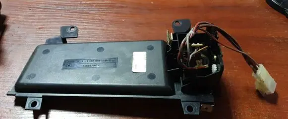 BMW 5 E39 Cigarette lighter 8186998