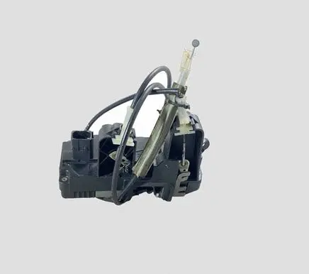 Opel Signum Rear door lock 13210762