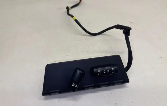 Volvo XC90 Seat control switch 39980245