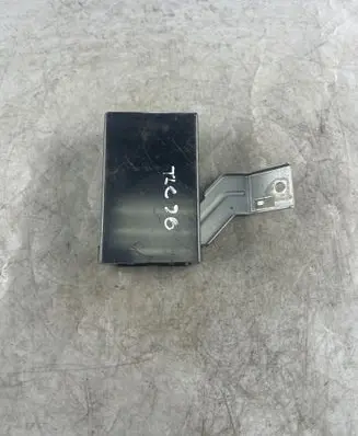 Toyota Land Cruiser (HDJ90) Air conditioner control unit module 8865060520 2771001920