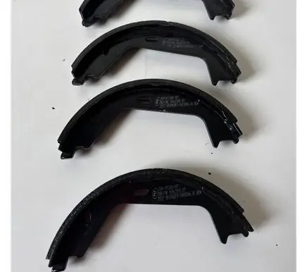 Volvo XC90 Handbrake/parking brake pads 90R011300