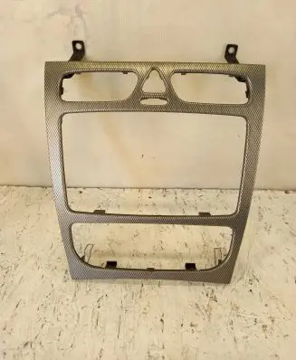 Radio/GPS head unit trim