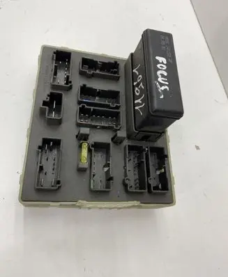 Ford Focus Fuse module 98AG14K150 518251905