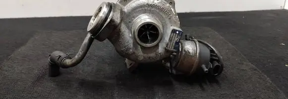 Audi A4 S4 B8 8K Turbo 03L145701D 0610827A9