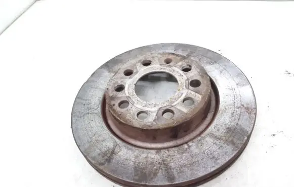 Skoda Octavia Mk2 (1Z) Front brake disc