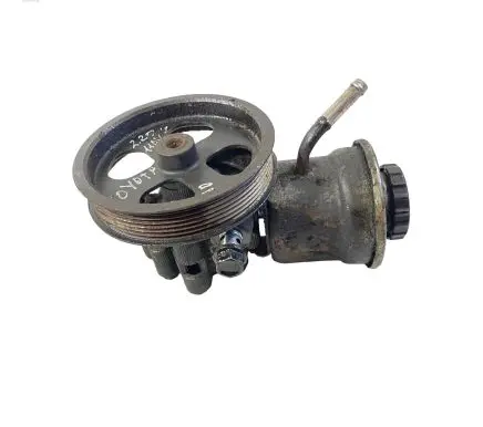 Toyota Avensis T250 Power steering pump