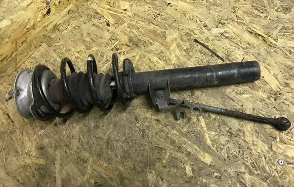 BMW 3 E90 E91 Front shock absorber/damper