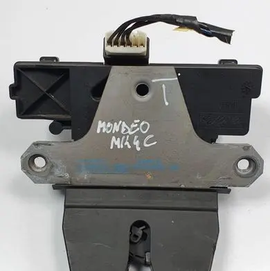 Volvo C70 Tailgate/trunk/boot lock/catch/latch 3M51-R442A66-AR