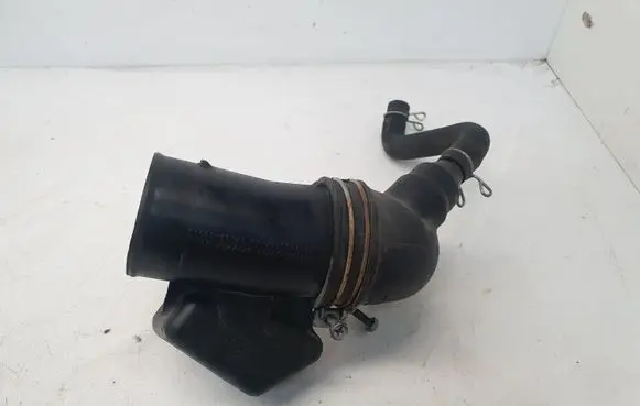 Toyota Prius (XW30) Air intake duct part 1788037100