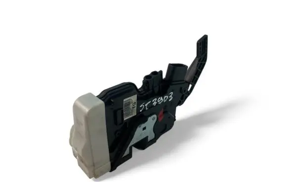 KIA Ceed Coupe door lock (next to the handle) 813102T070