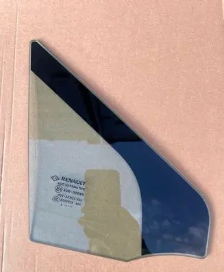 Renault Scenic III - Grand scenic III Front door vent window glass four-door 802620001R