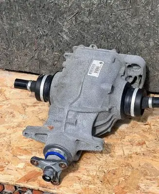 BMW 5 G30 G31 G38 Rear differential 8632067