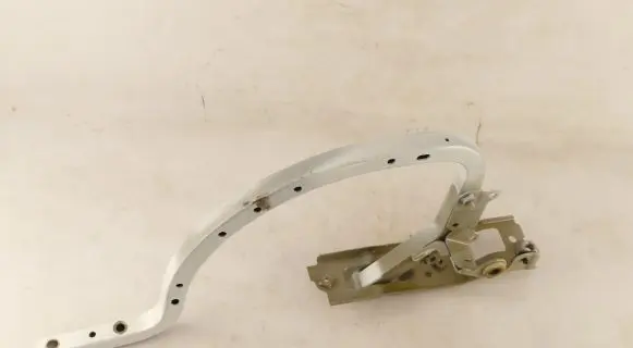 Toyota Camry Tailgate/trunk/boot hinge 10BL
