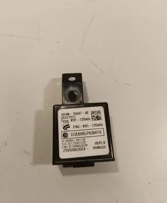 Land Rover Range Rover Sport L320 Ignition key card reader AH4N15607AE 28227917