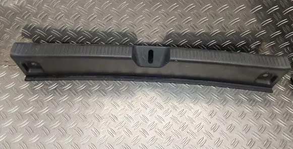 Toyota Corolla E120 E130 Trunk/boot sill cover protection 6471602050