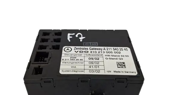 Mercedes-Benz E W211 Gateway control module A2115402545