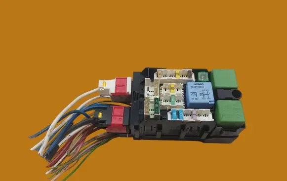 Peugeot 508 Fuse box set 9665492680