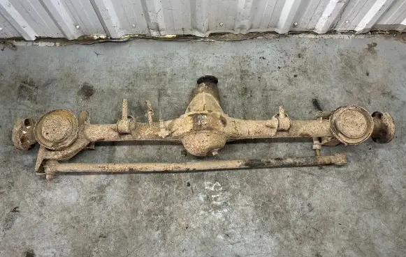 Lada Niva Rear axle beam with reductor 