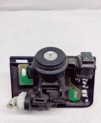 Mercedes-Benz C W202 Loading door lock
