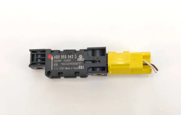 Audi A8 S8 D3 4E Airbag deployment crash/impact sensor 4B0959643D 220607 020496
