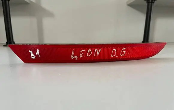 Seat Leon (1P) Rear tail light reflector 1P0945106B