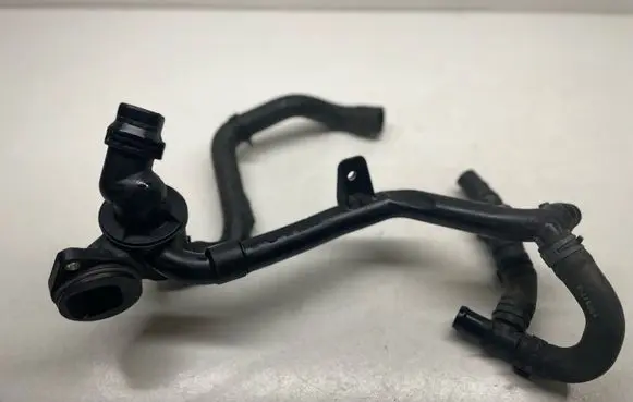 Thermostat/thermostat housing