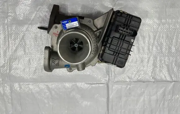 Suzuki SX4 S-Cross Turbo