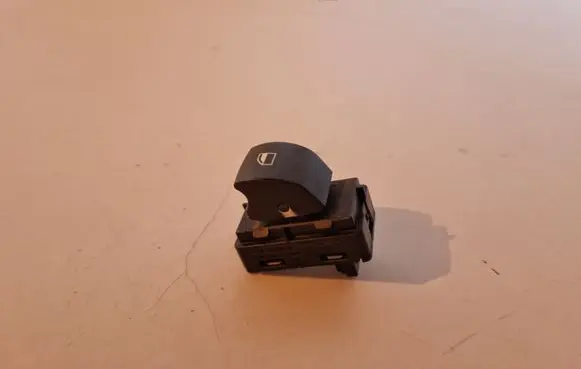 BMW 1 E81 E87 Quarter vent window switch 159798002804B