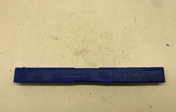 BMW 3 E90 E91 Emergency warning sign 6770487