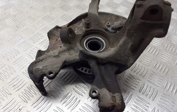 Volkswagen Golf IV Front wheel hub spindle knuckle
